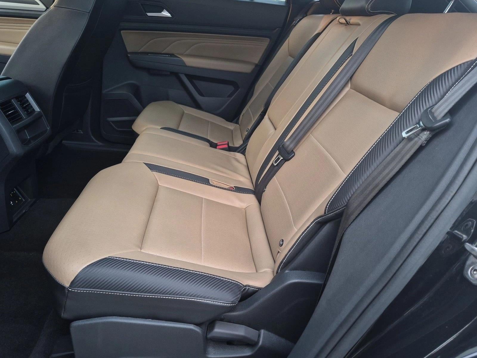 2021 Volkswagen Atlas Cross Sport 3.6L V6 SE w/Technology R-Line FWD