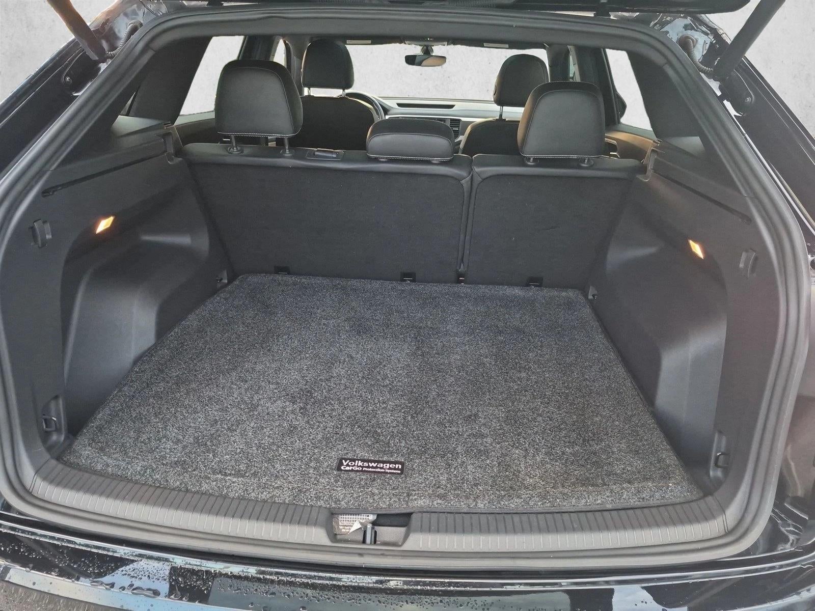 2021 Volkswagen Atlas Cross Sport 3.6L V6 SE w/Technology R-Line FWD