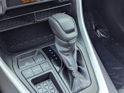 2022 Toyota RAV4 XLE FWD (GS)