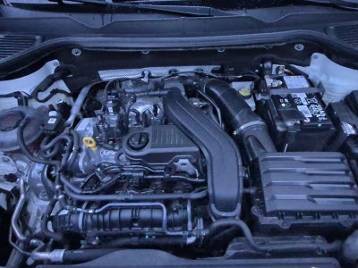 2024 Volkswagen Taos SE FWD