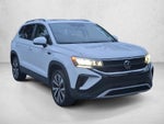 2024 Volkswagen Taos SE FWD