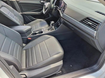 2023 Volkswagen Jetta SE Auto