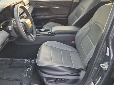 2025 Toyota Camry XLE (Natl)
