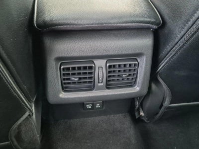 2025 Toyota Camry XLE (Natl)