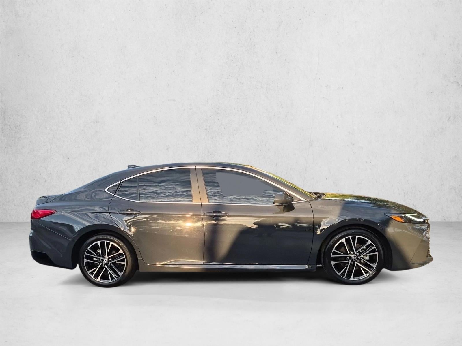 2025 Toyota Camry XLE (Natl)