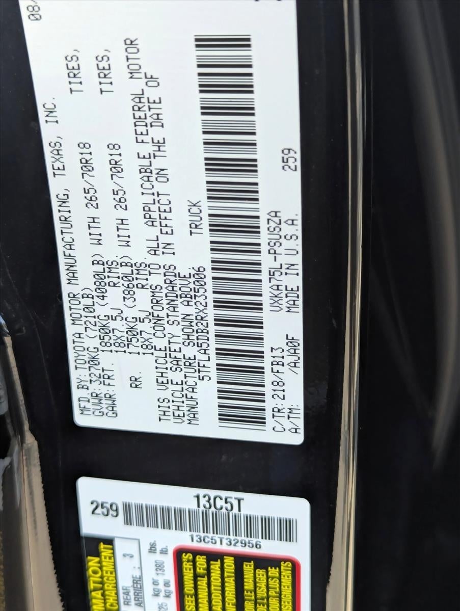 2024 Toyota Tundra 4WD 4WD SR5 CrewMax 5.5' Bed (SE)