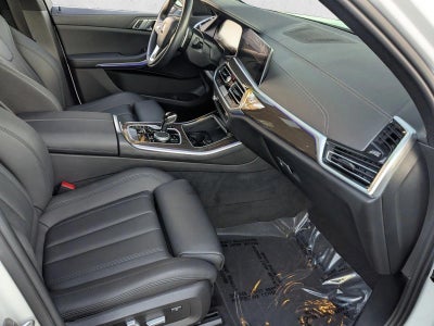 2022 BMW X5 sDrive40i Sports Activity Vehicle