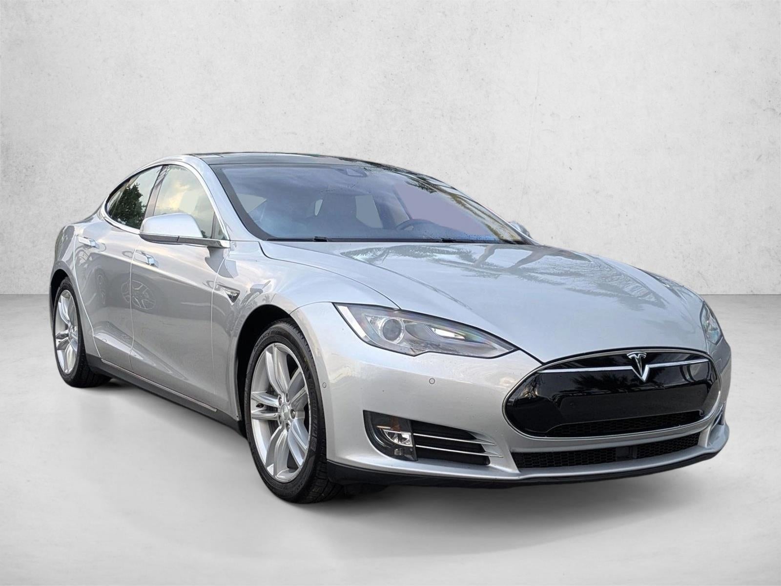 2015 Tesla Model S 4dr Sdn AWD 85D
