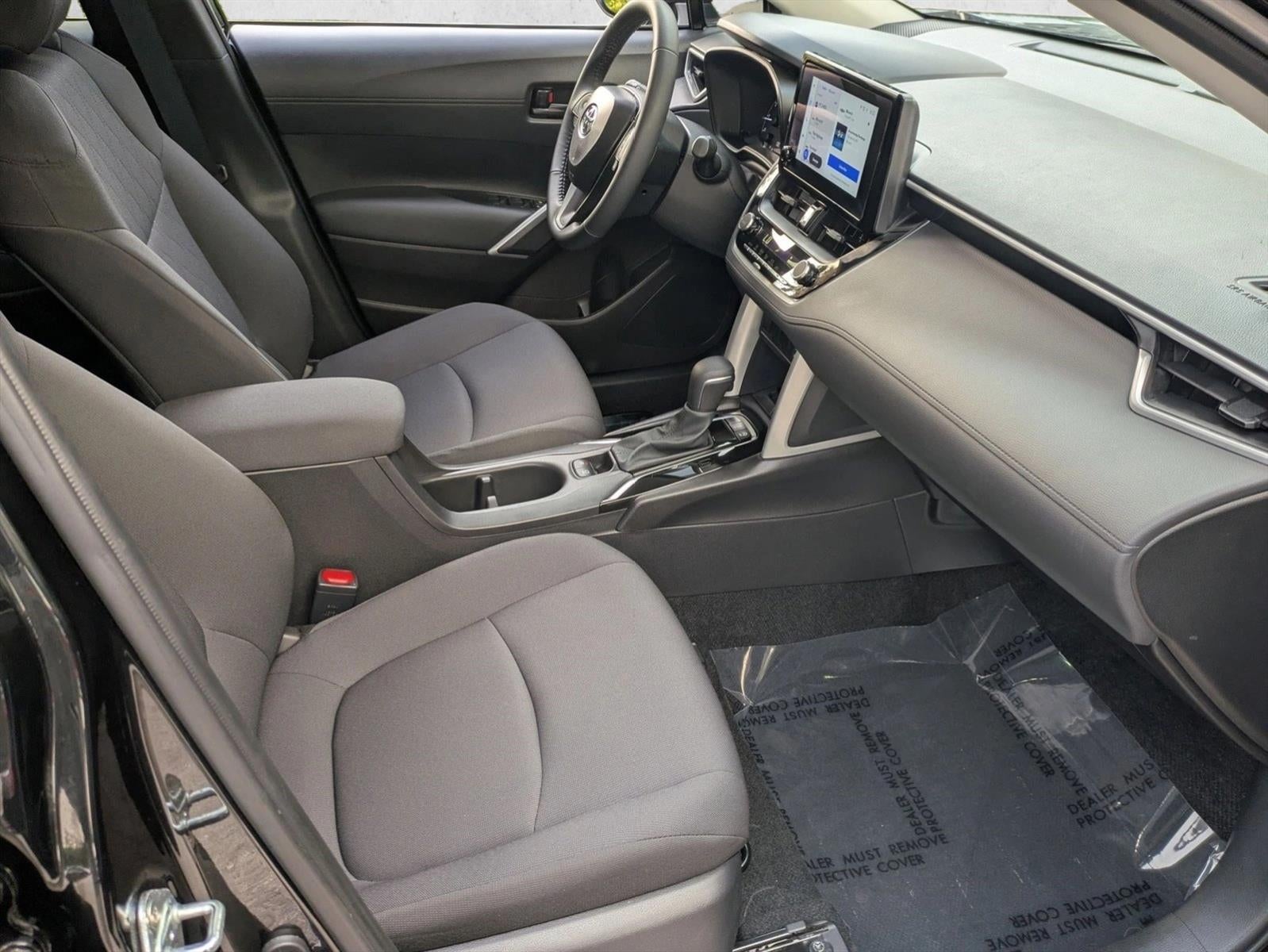 2025 Toyota Corolla Cross LE 2WD (Natl)