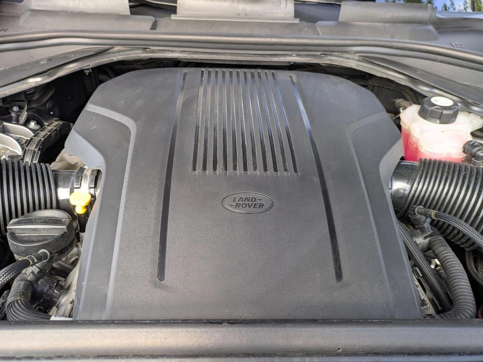 2025 Land Rover Range Rover P530 SE LWB 7 Seat