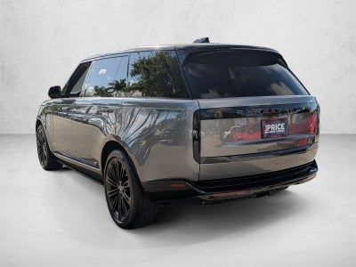 2025 Land Rover Range Rover P530 SE LWB 7 Seat