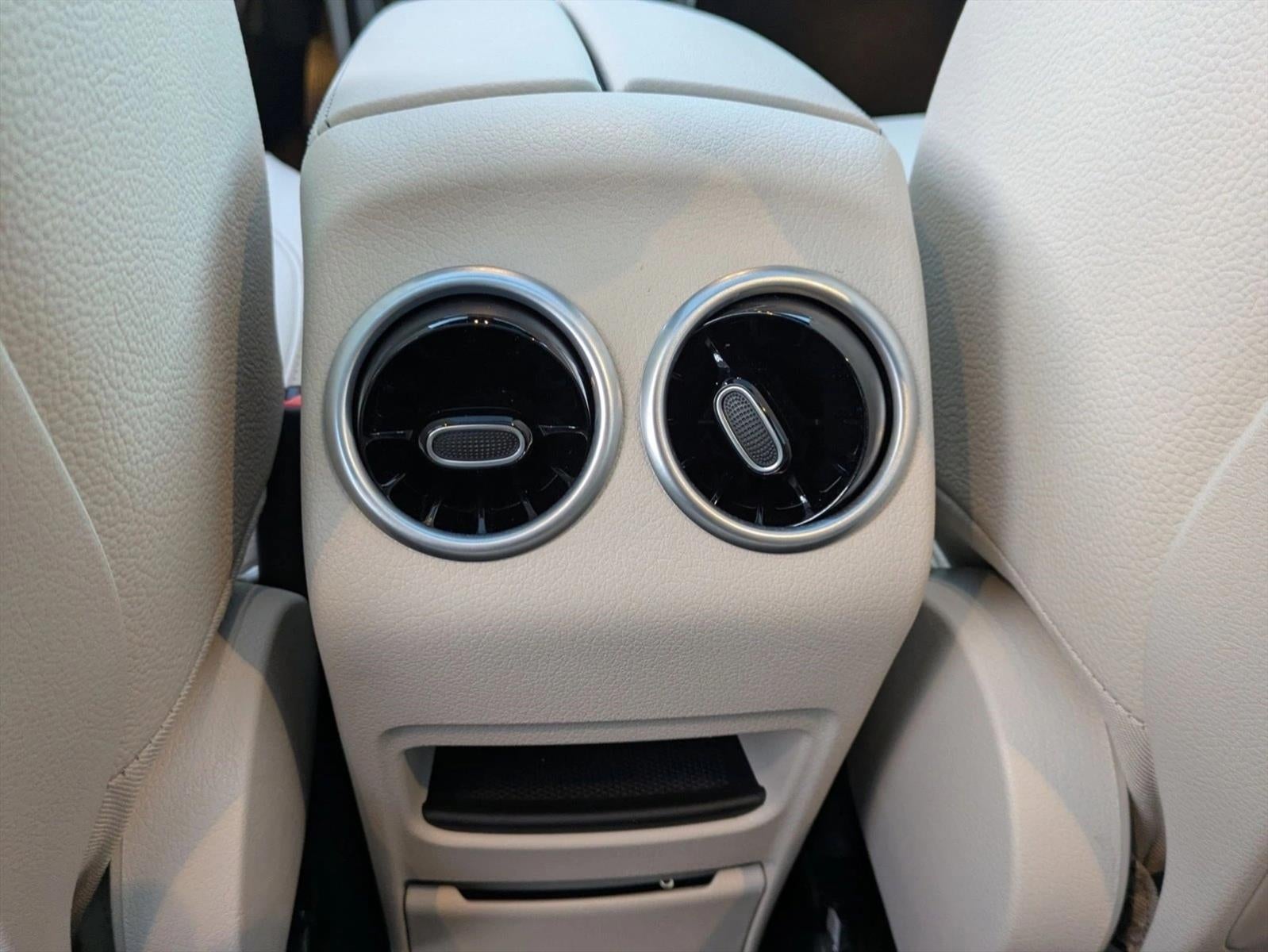 2026 Mercedes-Benz GLB GLB 250 SUV