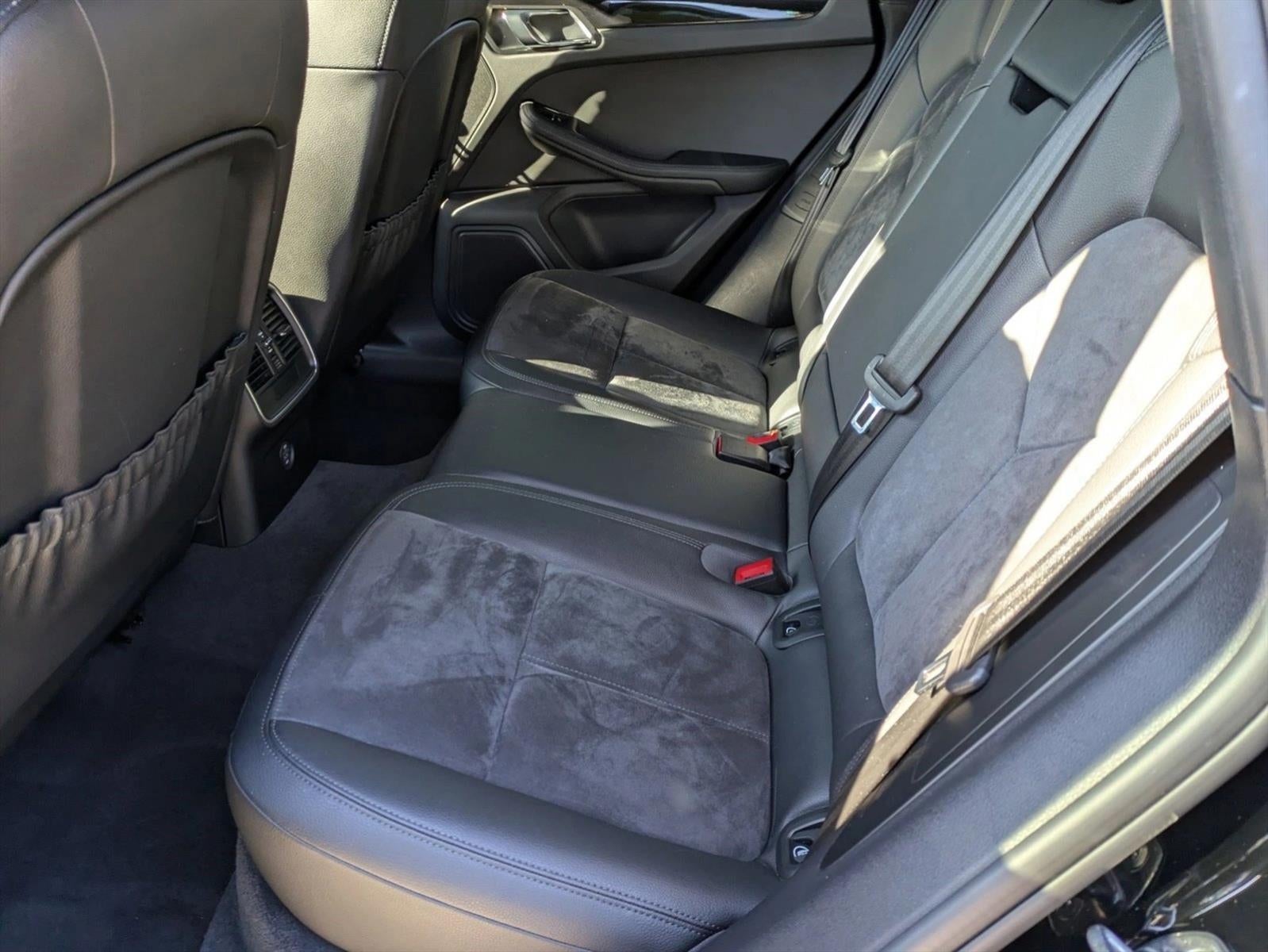 2018 Porsche Macan AWD