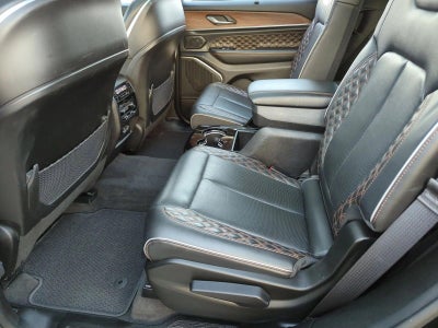 2022 Jeep Grand Cherokee L Summit 4x4