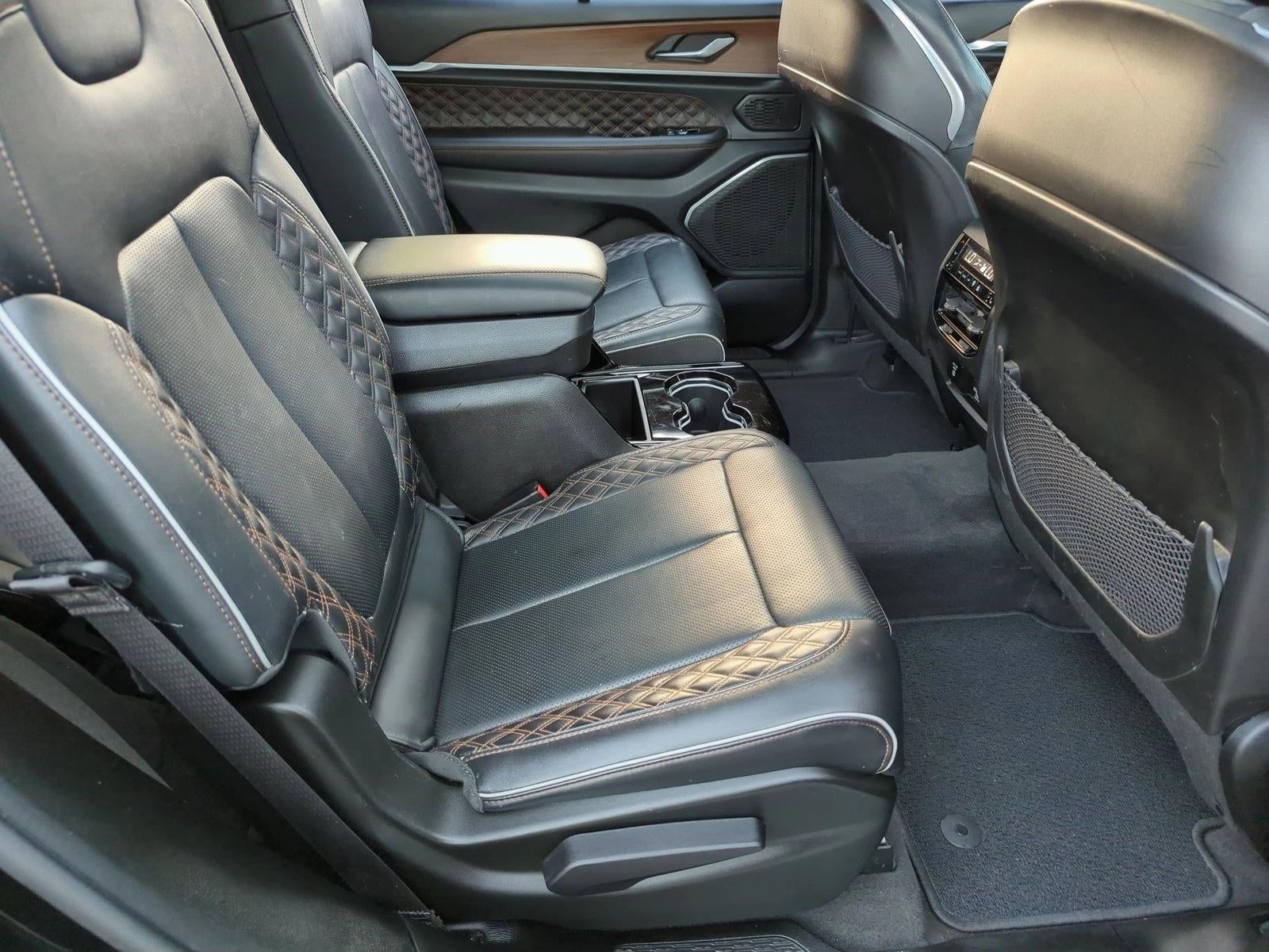 2022 Jeep Grand Cherokee L Summit 4x4