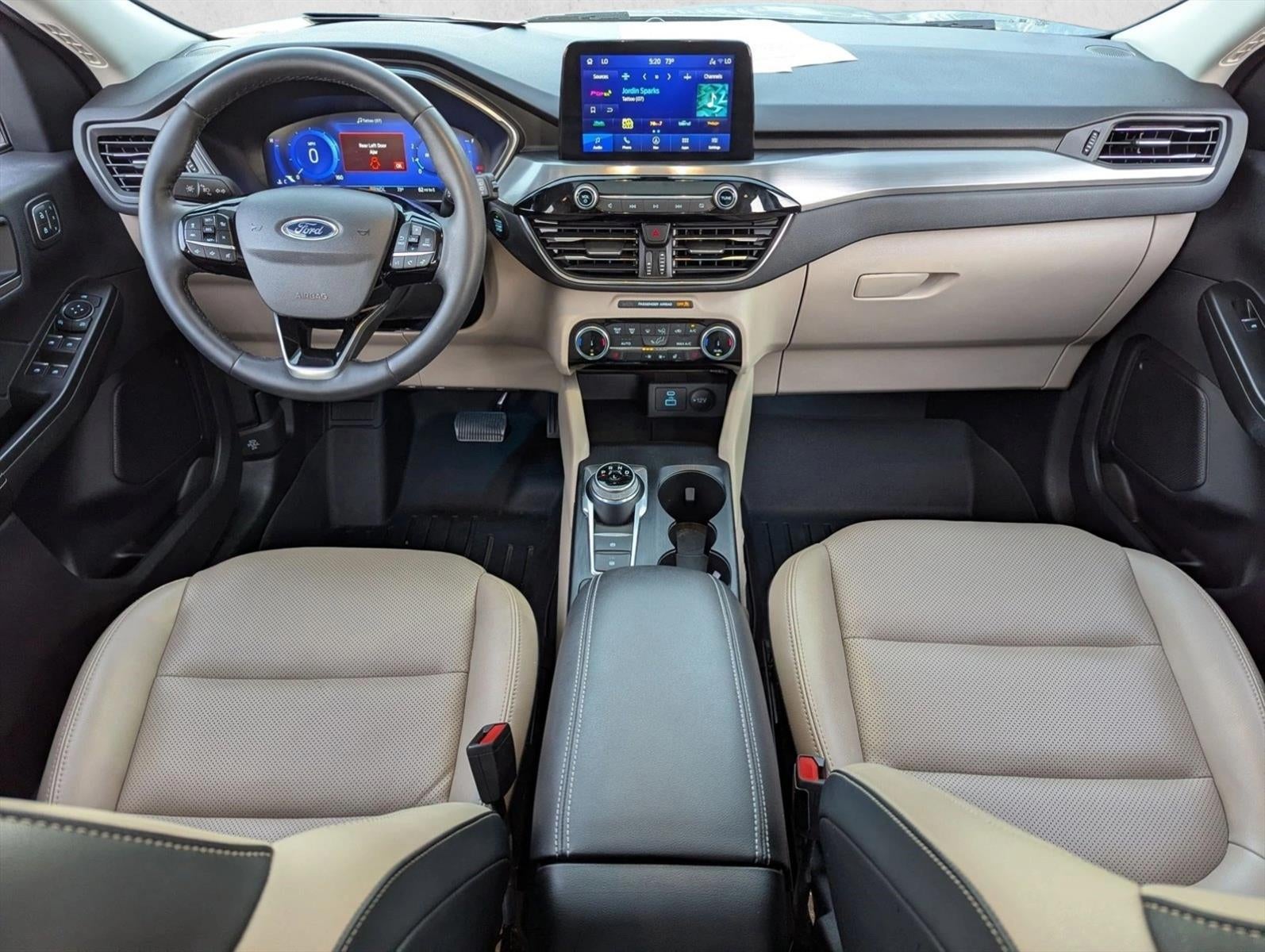 2022 Ford Escape Titanium AWD