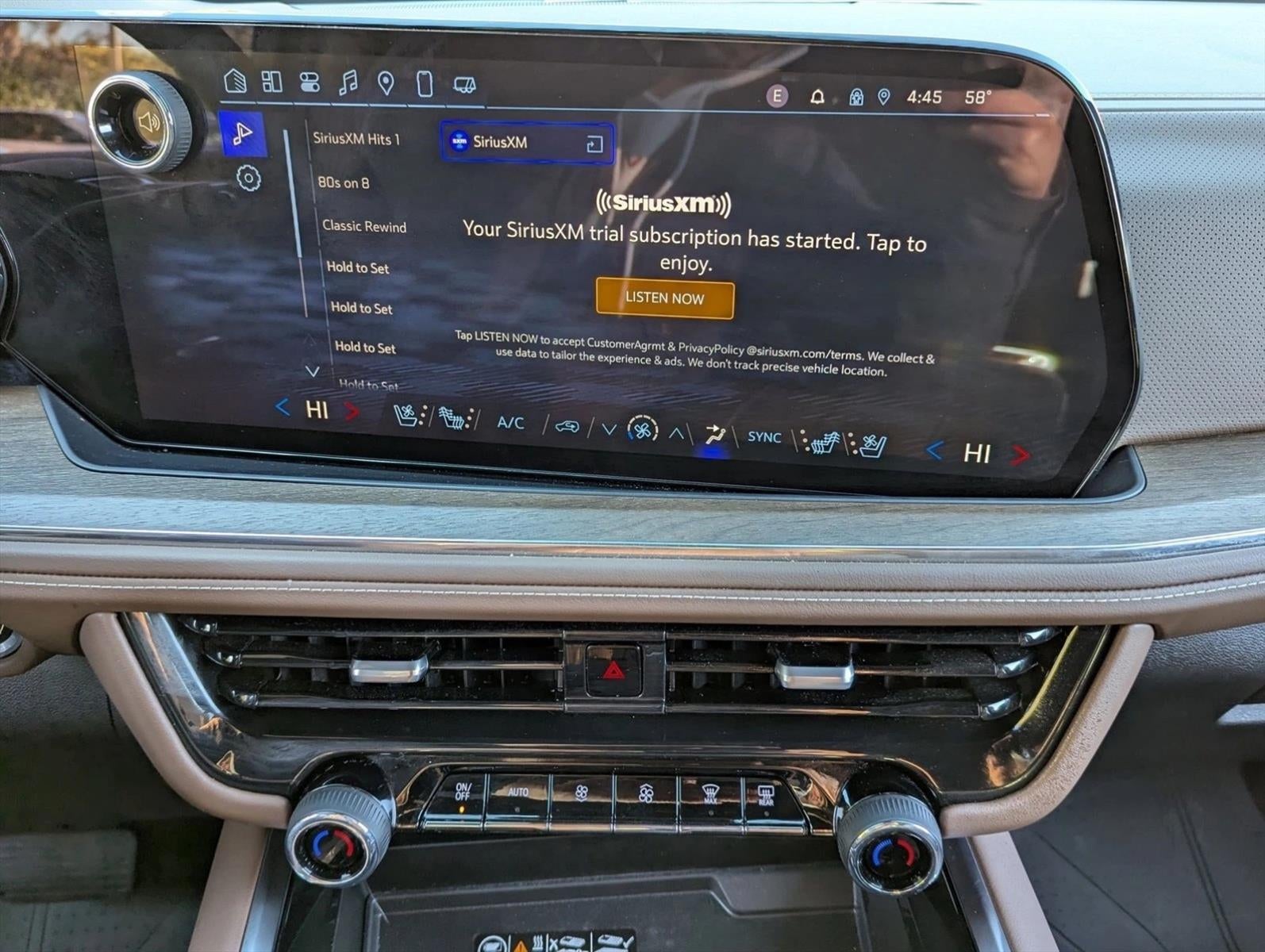 2025 Chevrolet Suburban 4WD High Country