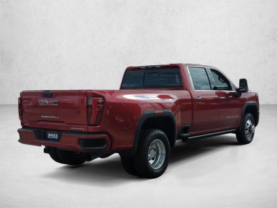 2024 GMC Sierra 3500HD Crew Cab Long Box 4-Wheel Drive Denali