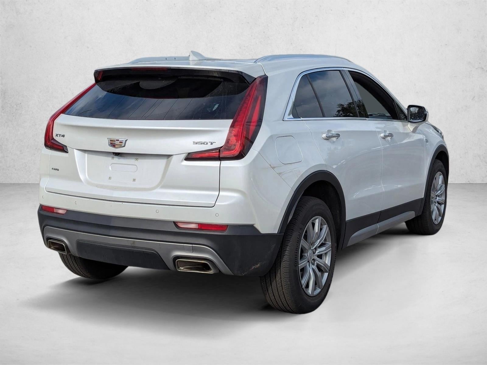 2023 Cadillac XT4 AWD 4dr Premium Luxury