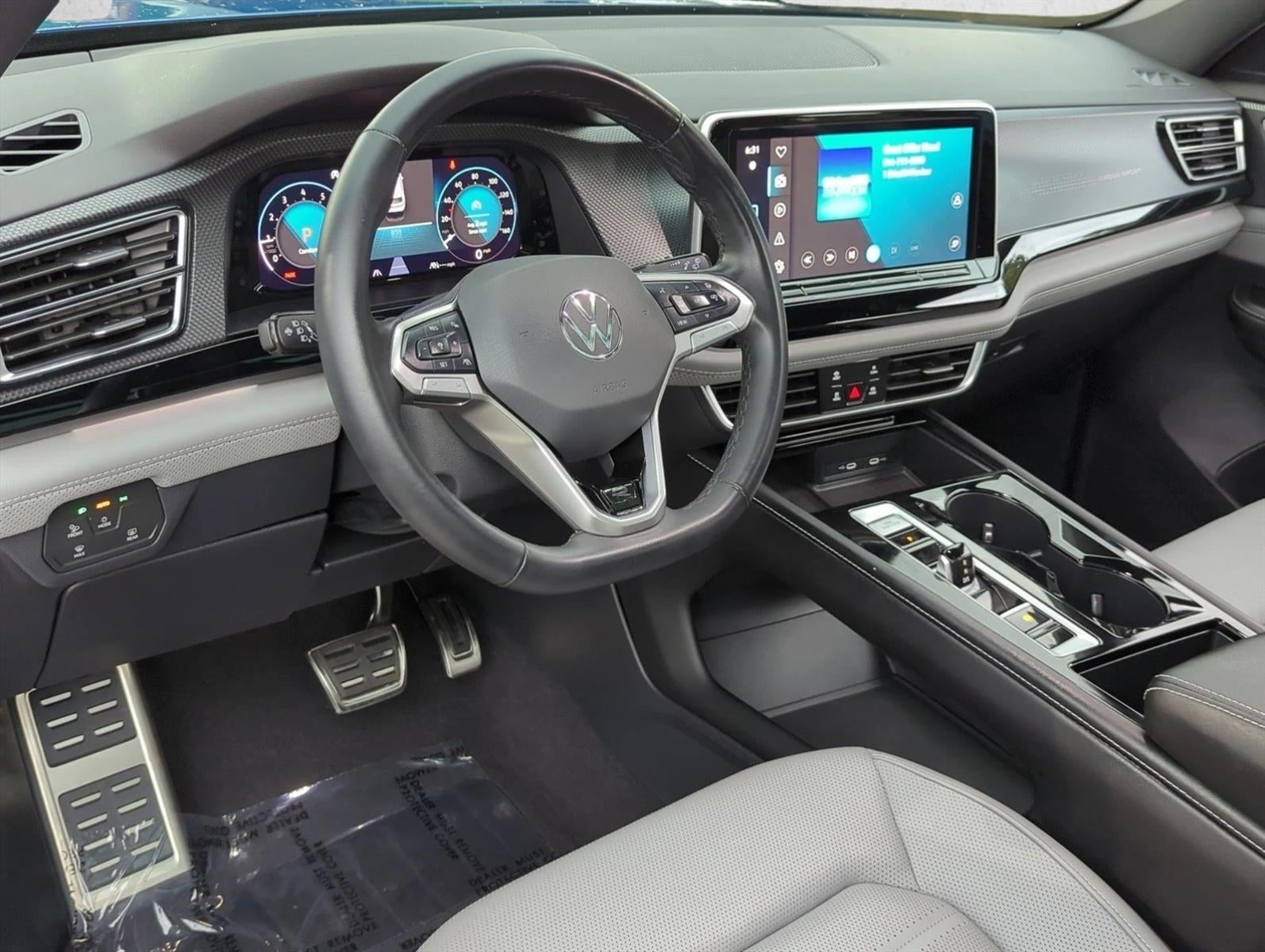 2024 Volkswagen Atlas Cross Sport 2.0T SEL R-Line 4MOTION