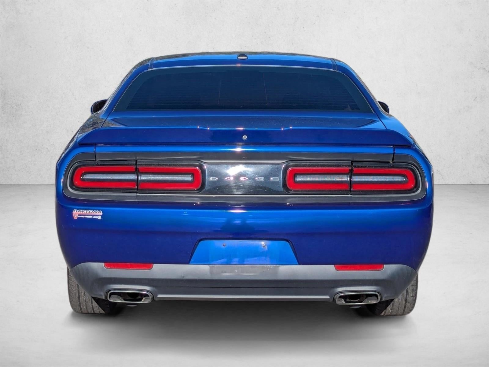 2018 Dodge Challenger SXT RWD