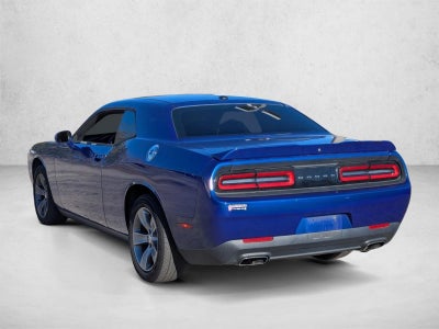 2018 Dodge Challenger SXT RWD