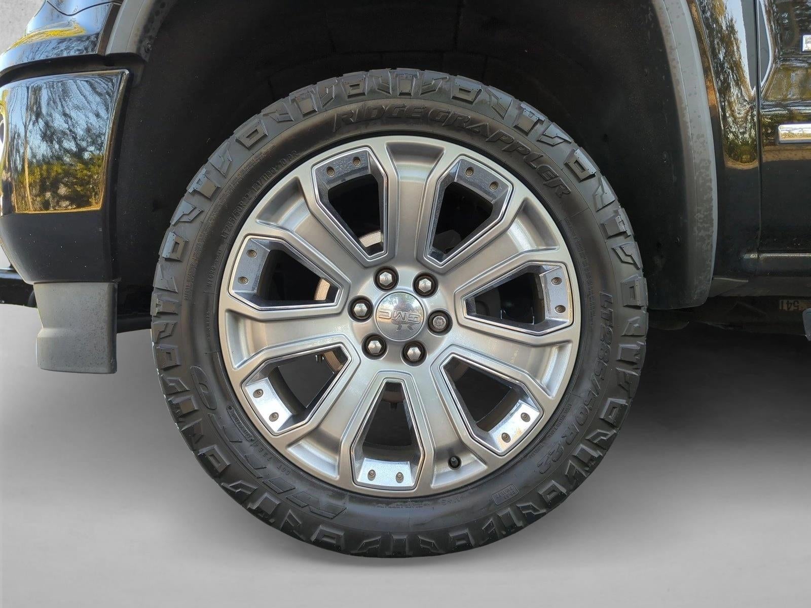 2018 GMC Sierra 1500 Crew Cab Short Box 4-Wheel Drive Denali