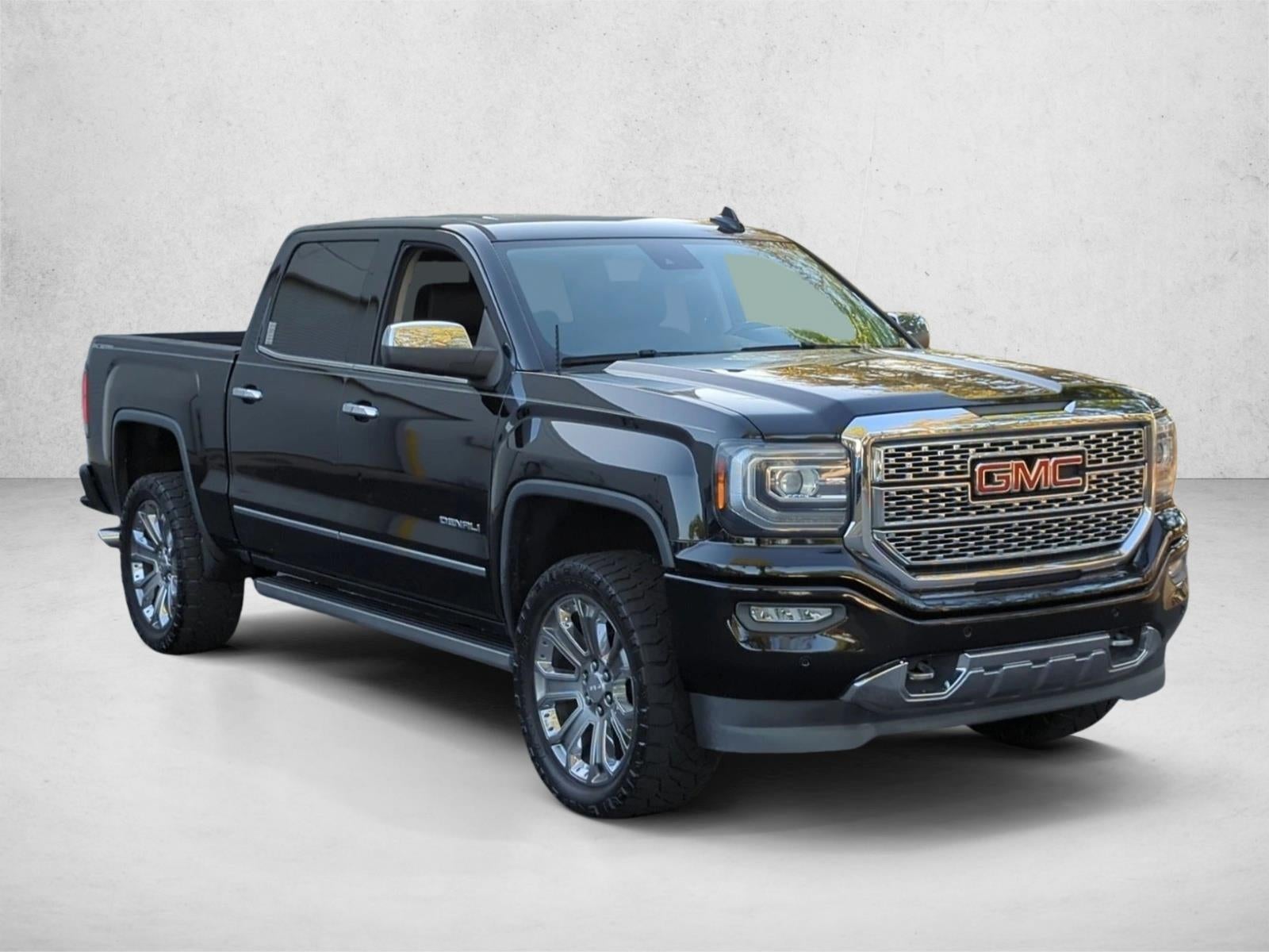 2018 GMC Sierra 1500 Crew Cab Short Box 4-Wheel Drive Denali