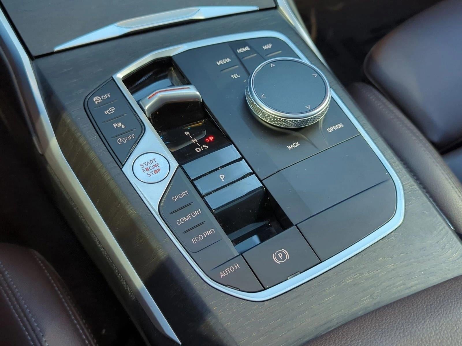 2023 BMW 330i Sedan