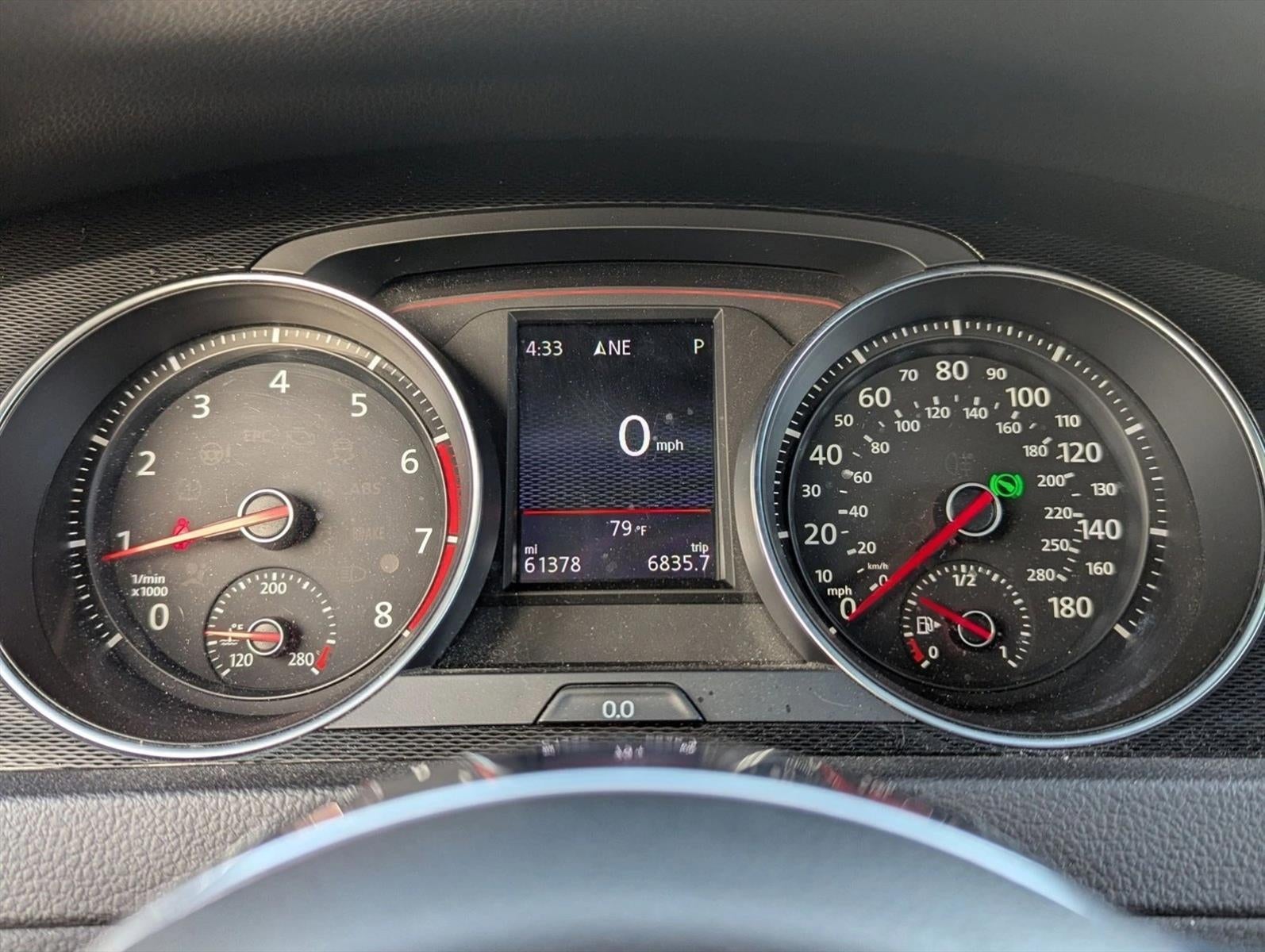 2017 Volkswagen Golf GTI 2.0T 4-Door S DSG