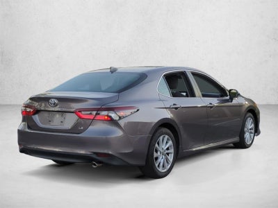 2023 Toyota Camry LE Auto (SE)