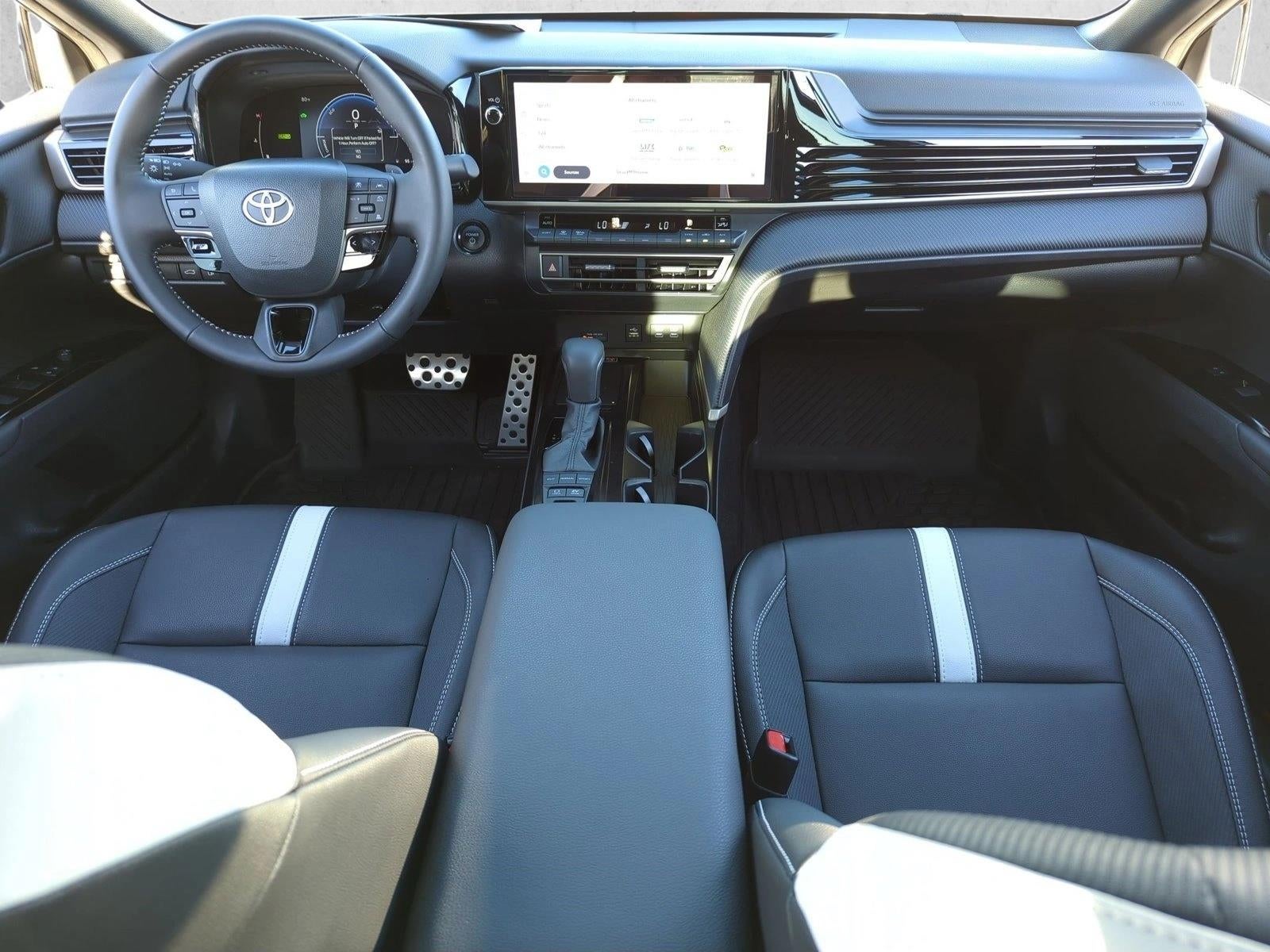 2026 Toyota Camry SE (SE)