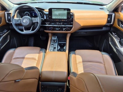 2024 Nissan Pathfinder Platinum 2WD