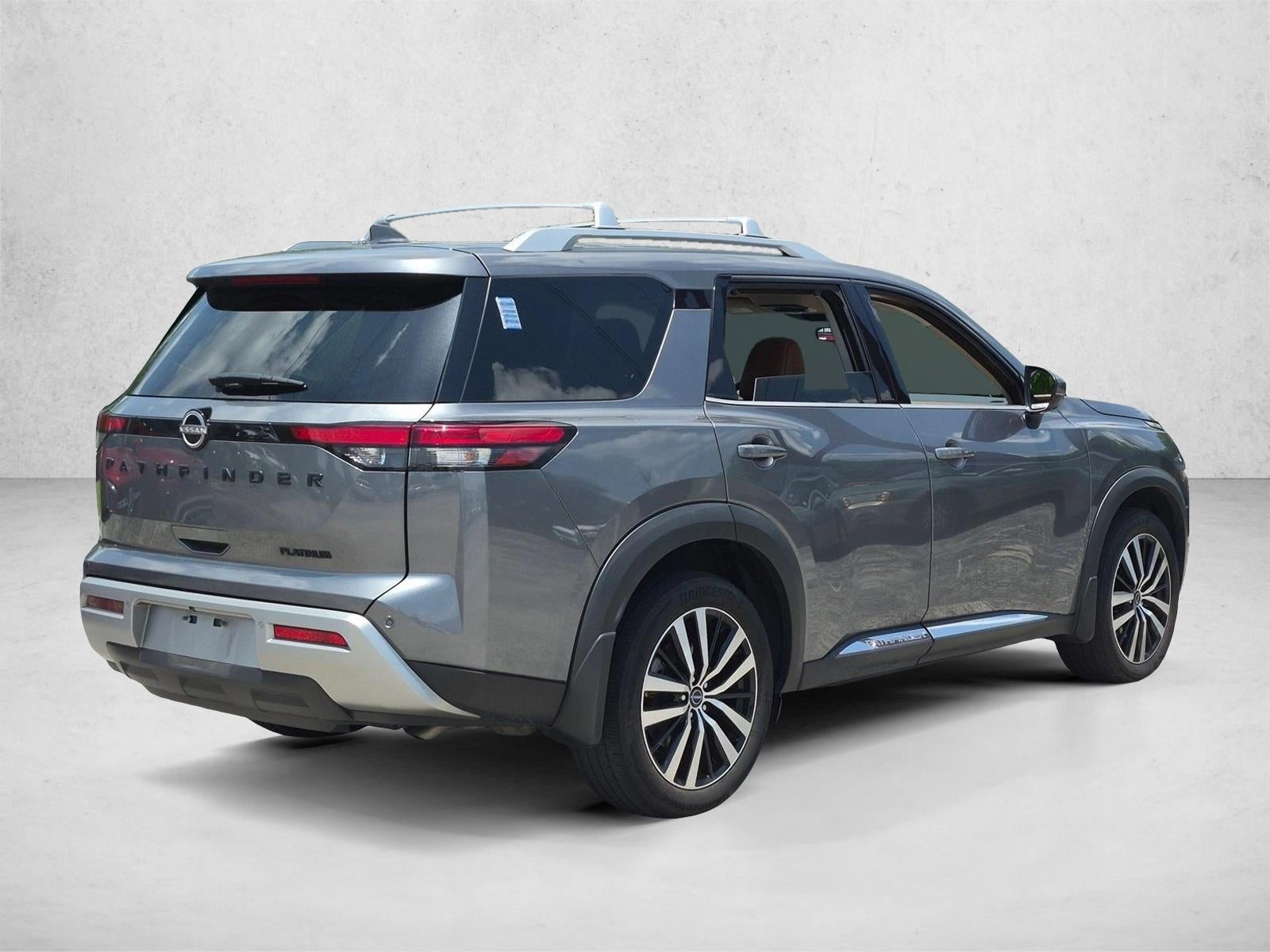 2024 Nissan Pathfinder Platinum 2WD