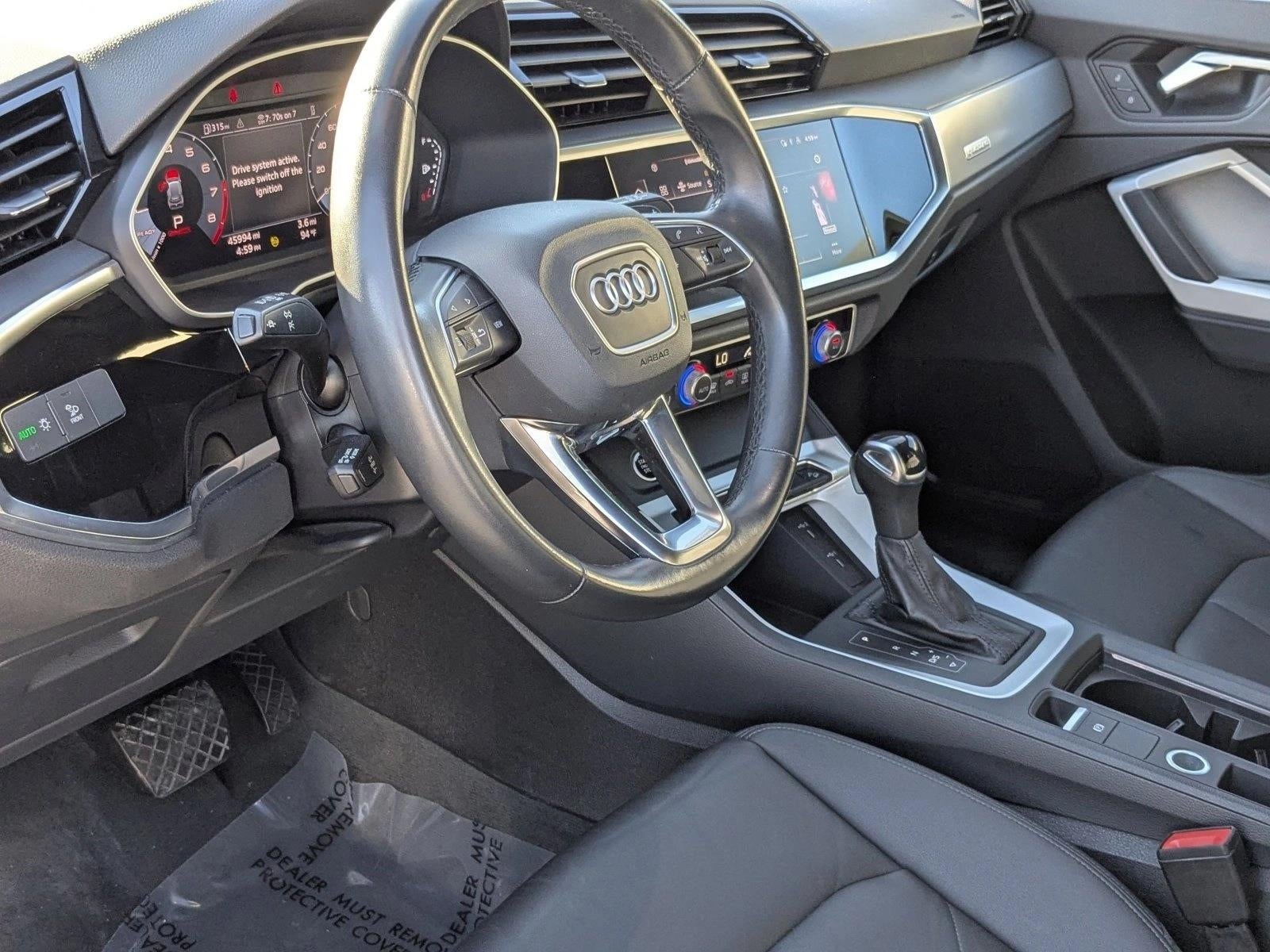 2023 Audi Q3 S line Premium 45 TFSI quattro