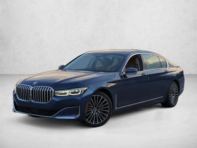 2022 BMW 740i Sedan