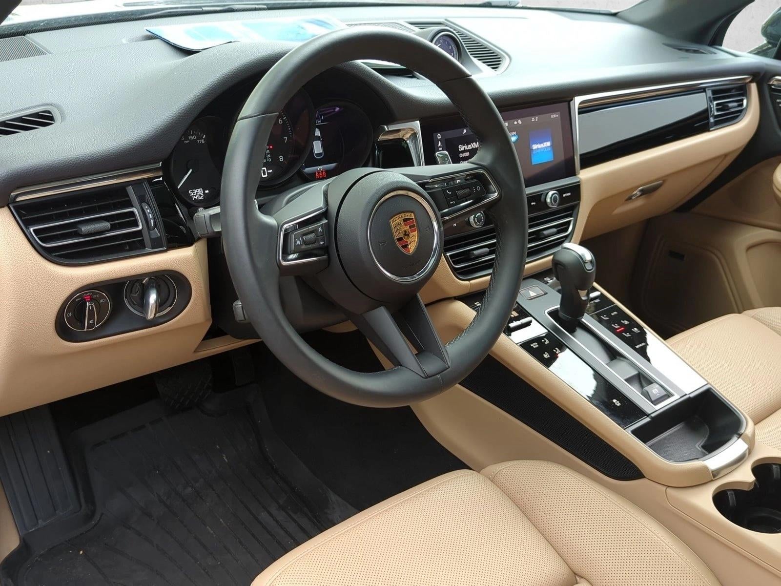 2025 Porsche Macan AWD