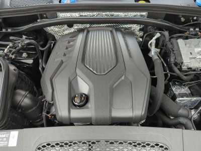 2025 Porsche Macan AWD