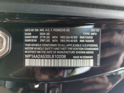 2025 Porsche Macan AWD