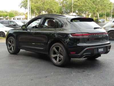 2025 Porsche Macan AWD