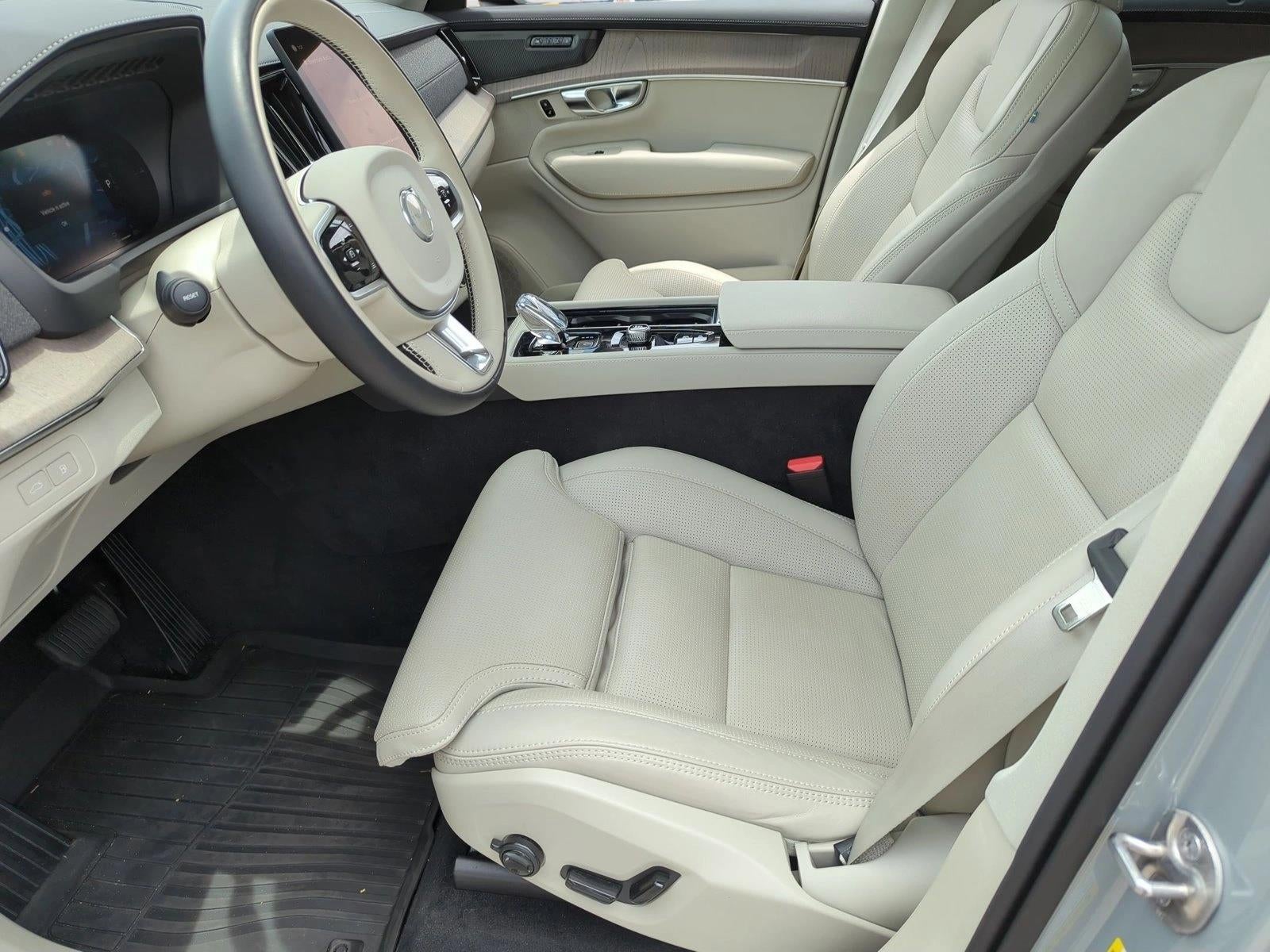 2025 Volvo XC90 Plug-In Hybrid 2025.5 T8 AWD Ultra 7-Seater