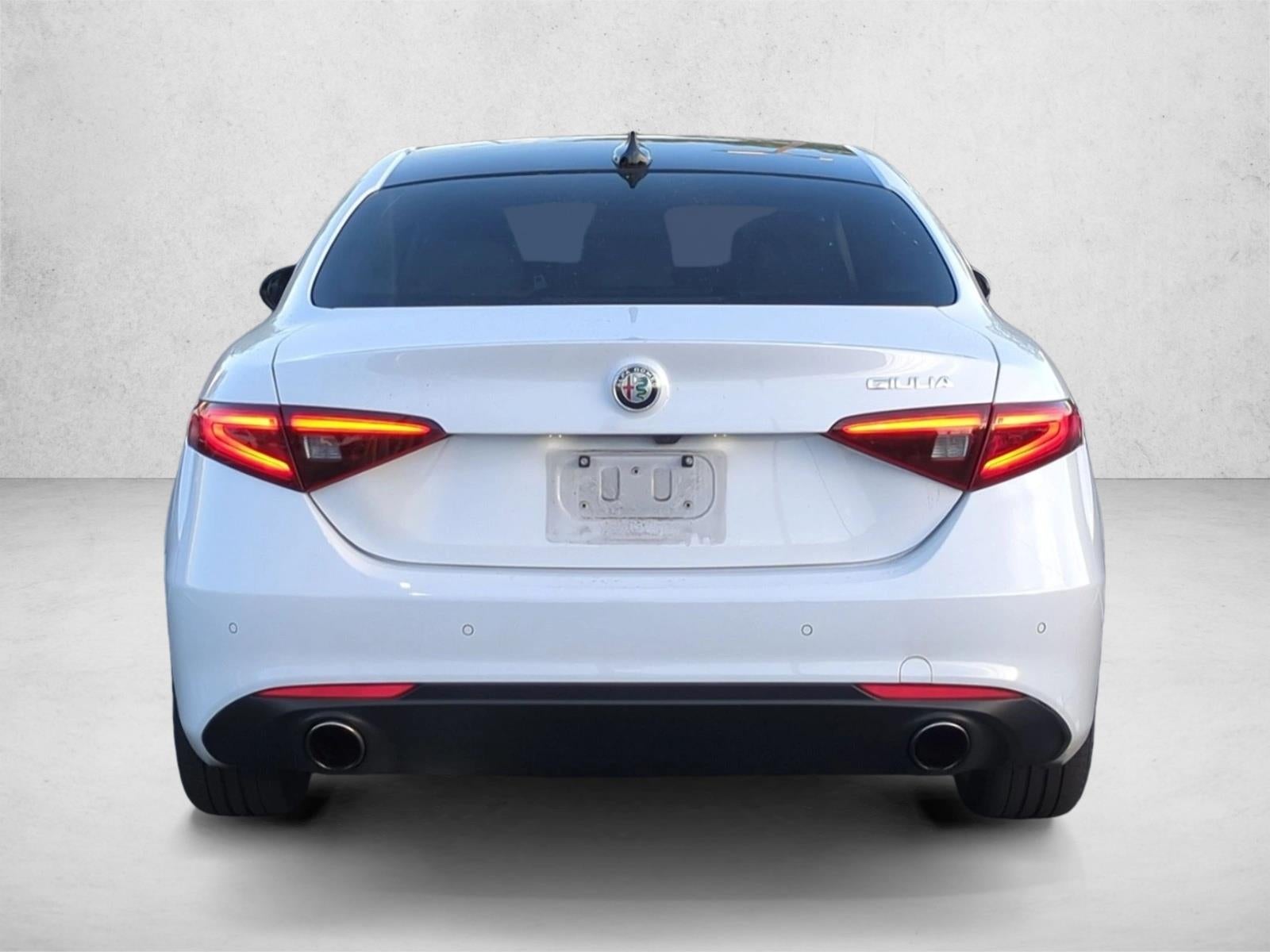 2019 Alfa Romeo Giulia Ti Lusso RWD