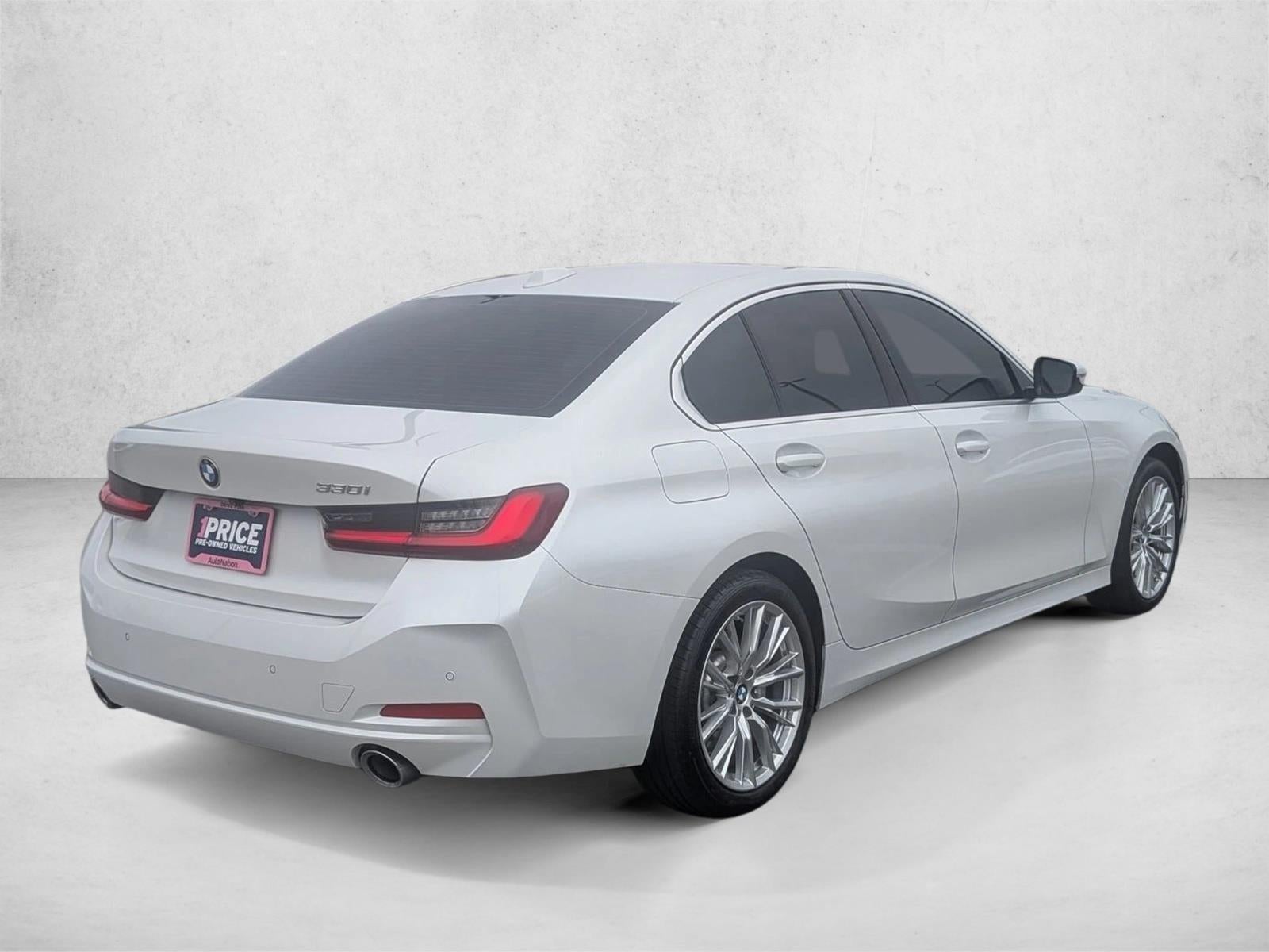 2024 BMW 330i Sedan