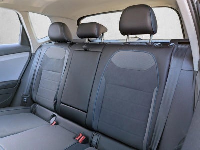 2024 Volkswagen Taos SE Black 4MOTION