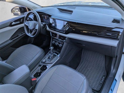 2024 Volkswagen Taos SE Black 4MOTION