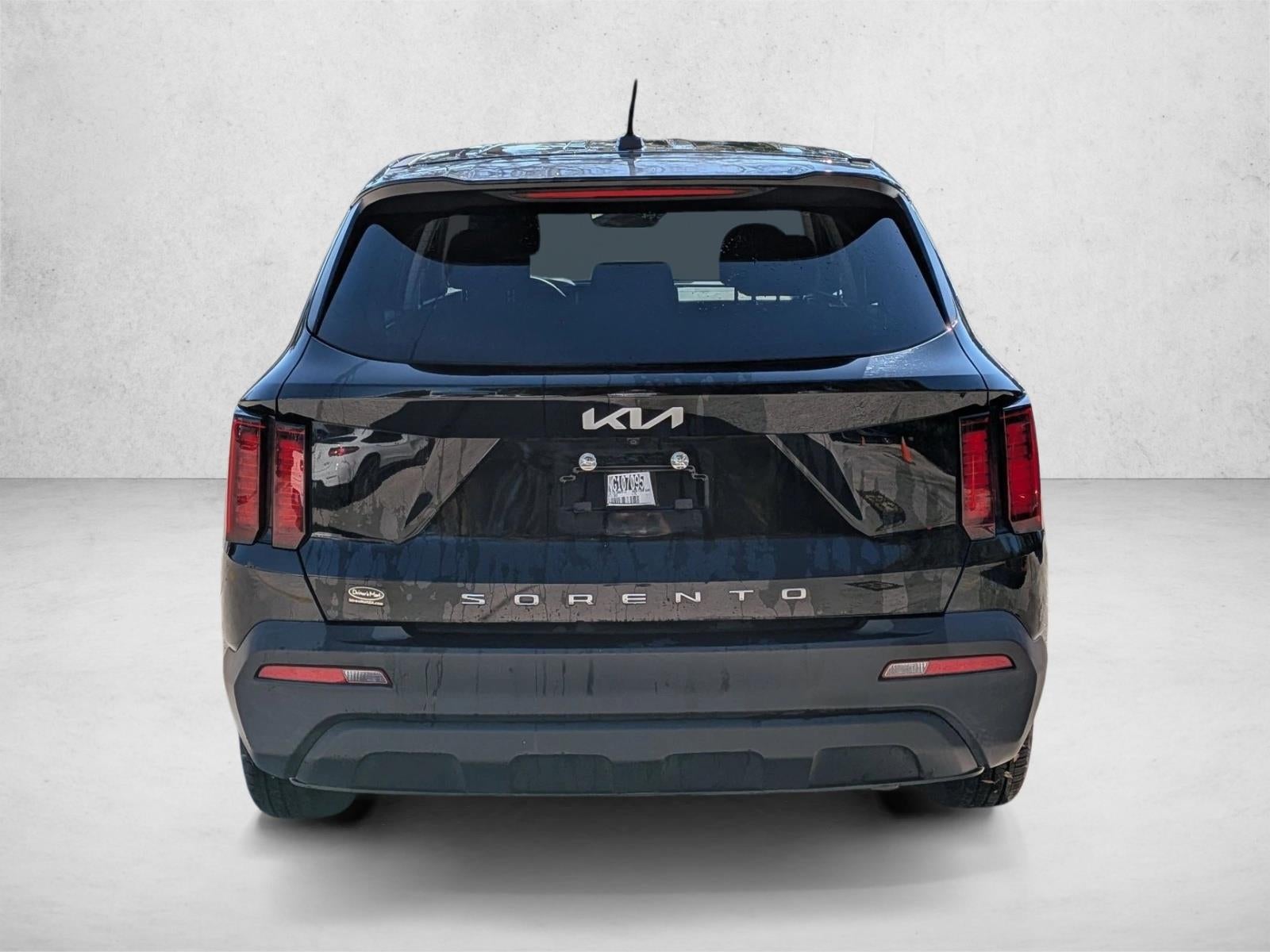 2022 Kia Sorento LX FWD