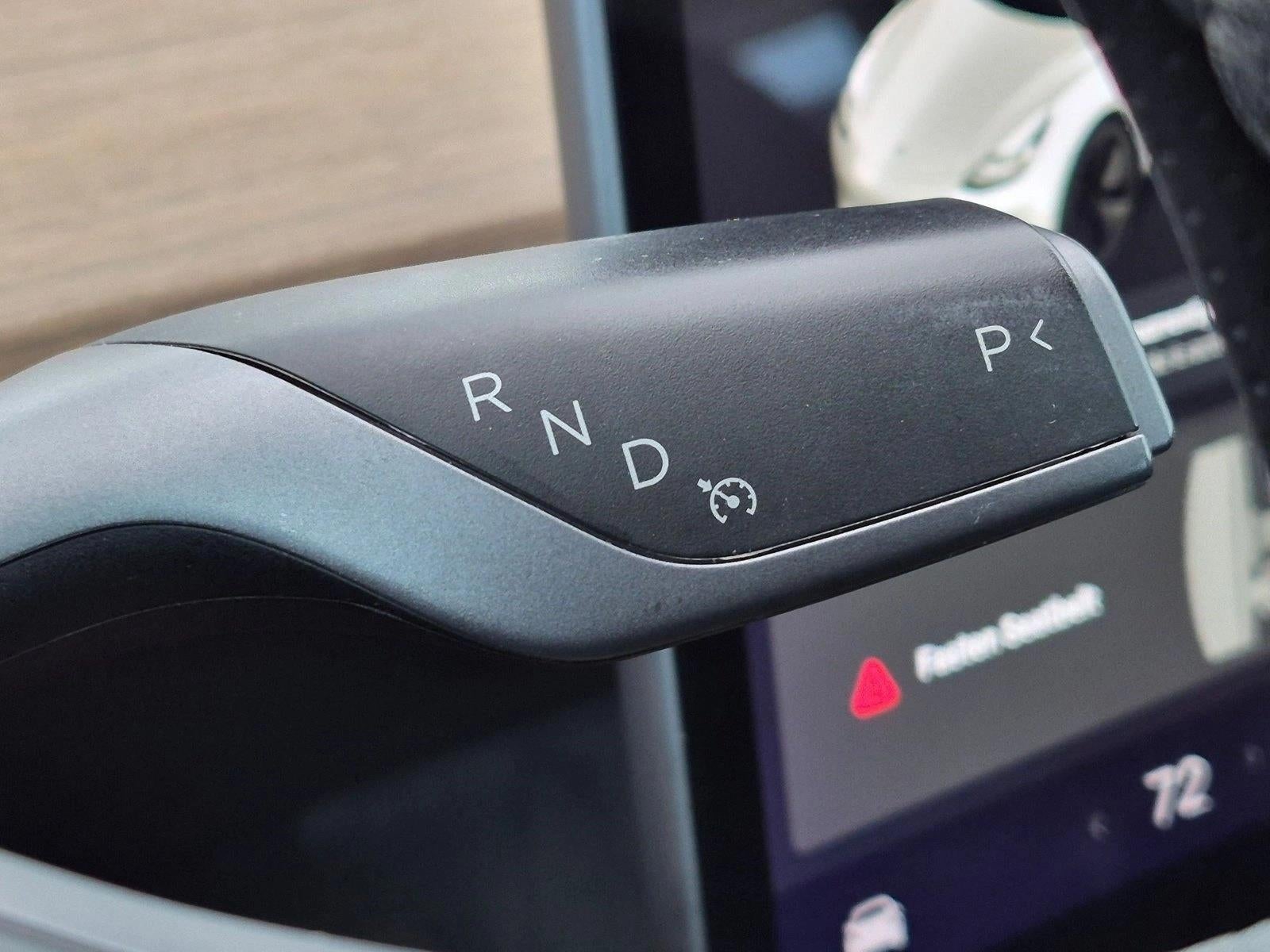 2021 Tesla Model 3 Standard Range Plus RWD