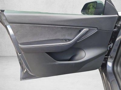 2022 Tesla Model Y Long Range AWD