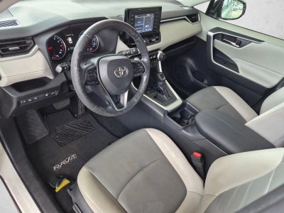 2019 Toyota RAV4 XLE Premium FWD (Natl)