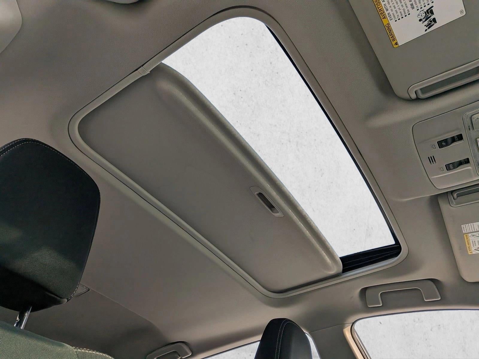 2015 Toyota RAV4 FWD 4dr XLE (GS)